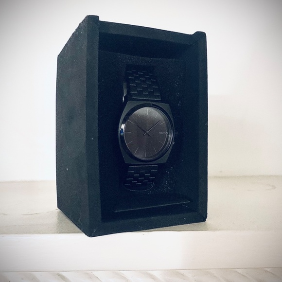 Nixon Time Teller Unisex ALL BLACK Watch main image 14